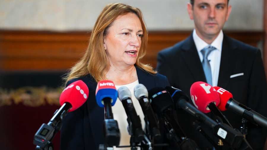Közösségi médiás színjáték Bujdosó Andreával is...