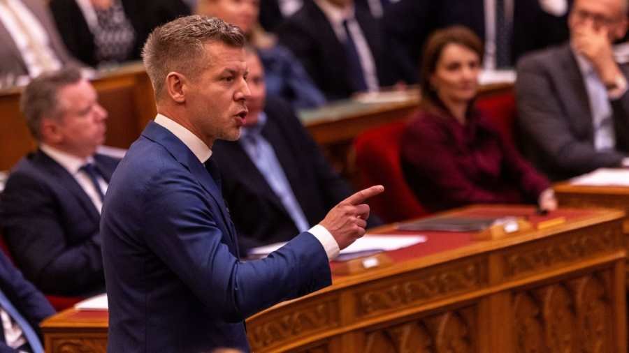 Lex Orbán, Magyar Péter, alaptörvény-módosítás