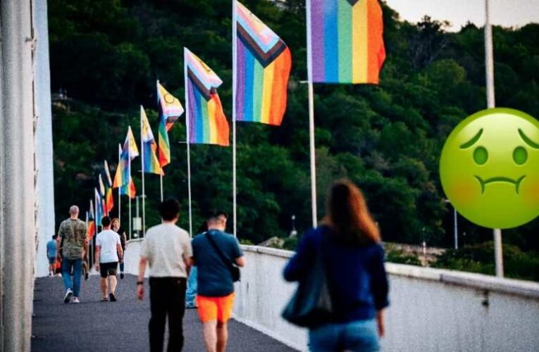 Árad az LMBTQ a Duna fölött – szivárványos zászlók borítják az Erzsébet hidat