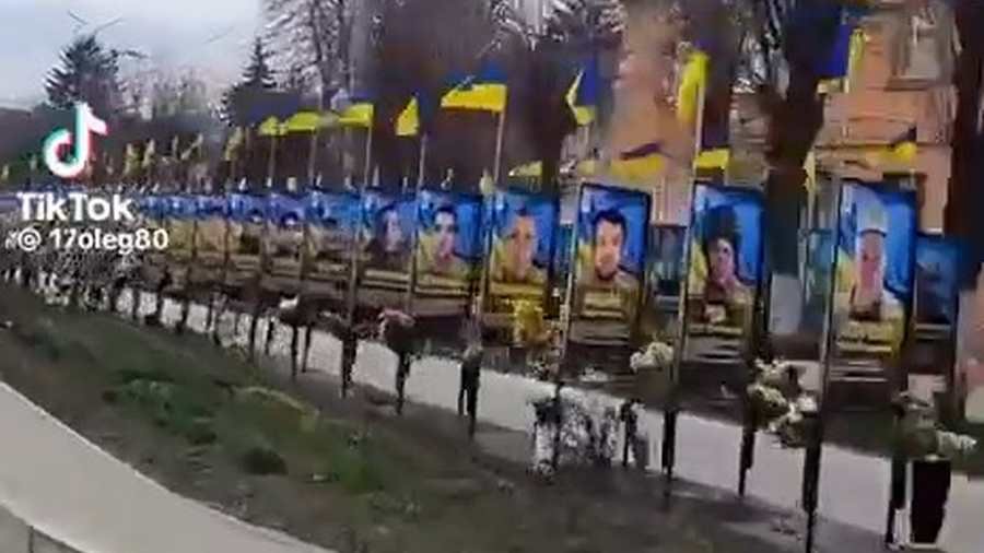 23 ezres ukrán kisváros temetővé vált - csak özvegyek maradtak