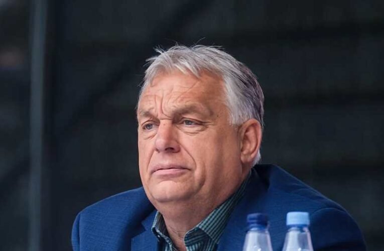 Tusnádfürdő 2026: Orbán meghirdette az ellenállási politikát – a Fidesz-elnök „új Venezuelának” nevezte Magyarországot