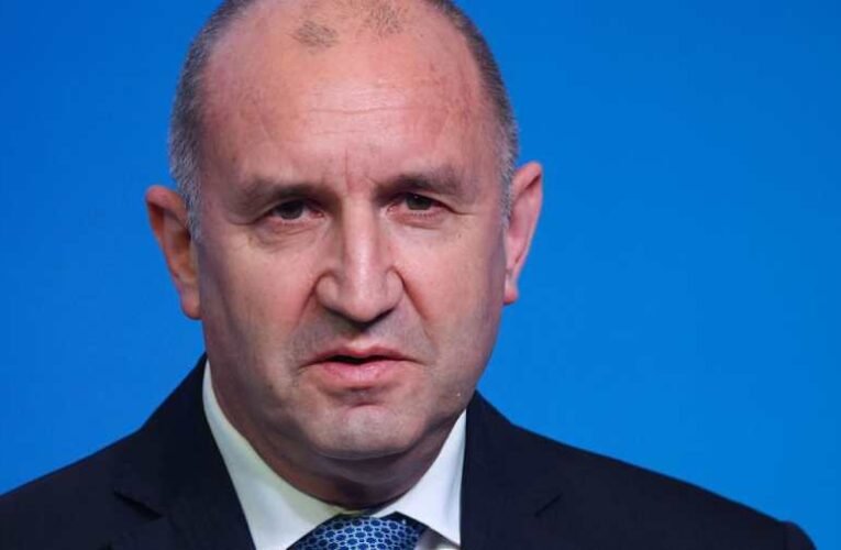 Az orbáni út nem veszett el: Rumen Radev keményen ellenáll a NATO és Brüsszel háborús nyomásának