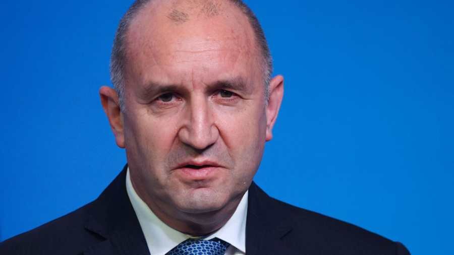 Az orbáni út nem veszett el: Rumen Radev keményen ellenáll a NATO és Brüsszel háborús nyomásának | NIF