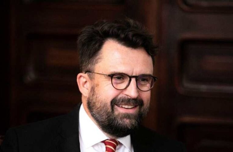 Sonnevend Pált alkotmánybíróvá választotta az Országgyűlés – kivonult a Fidesz és a KDNP