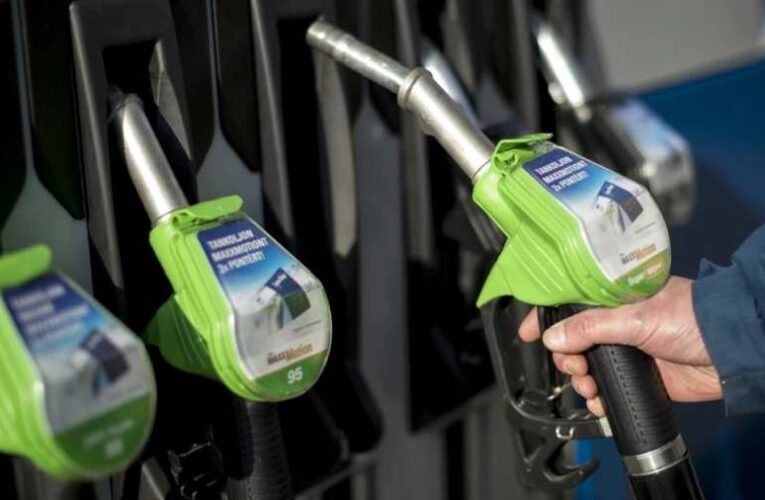 Fék nélküli üzemanyagár emelés: a Tisza-kormány védtelenül hagyta a magyar autósokat