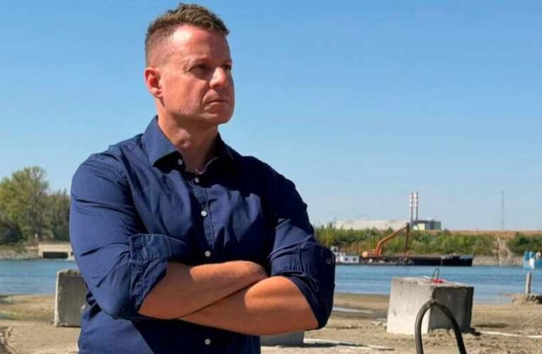 Tóth Máté darabokra szedte a kormányzati hazugságot: Szappanoperával vakítják a népet, miközben külföldi kézre játsszák a magyar energiát!