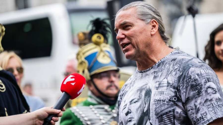 Véres csepp: Szilágyi Ákos kőkemény nyílt levele Kapitány Istvánnak
