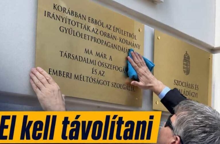 Törvénytelen és gyűlöletkeltő: azonnal le kell szedni a táblát a szociális minisztériumról