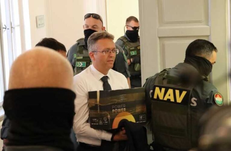 Franka Tibor: Tán Covid tombol a kecskeméti bíróságon?
