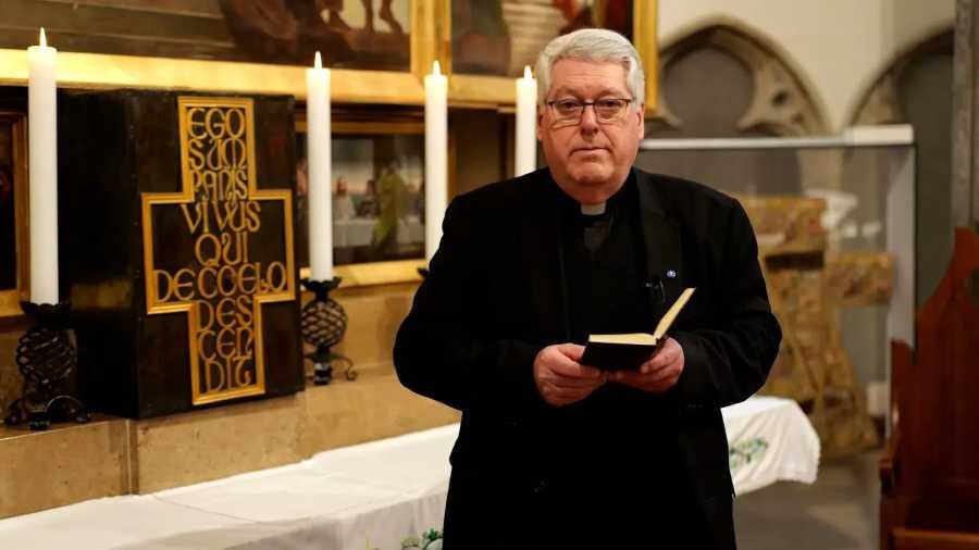 Stoffán György: Osztie atya Magyarországa… | NIF