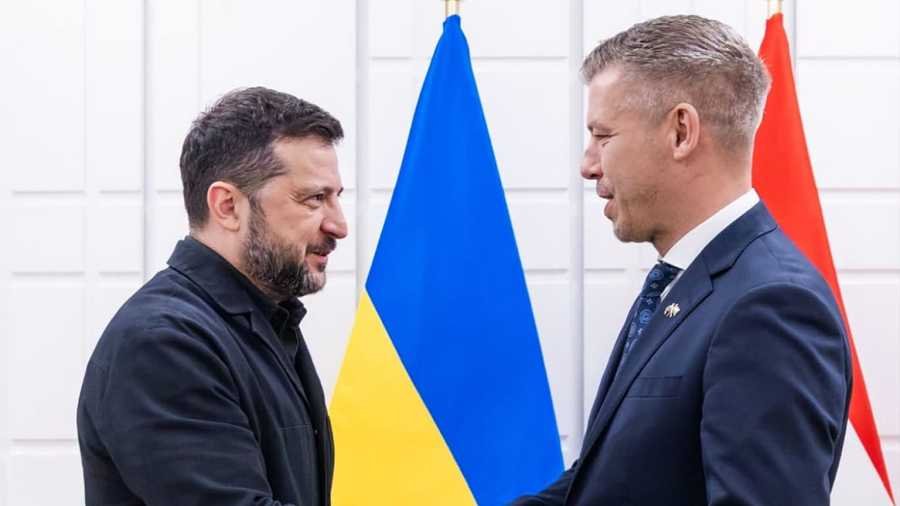 Magyar Péter Rónai Egonnak: Nem gondolom, hogy Zelenszkij eljön október 23-án | NIF